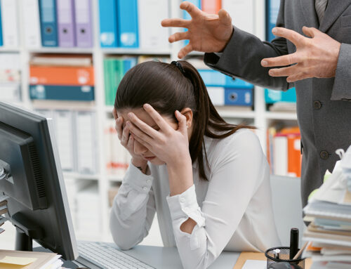 Προστασία των εργαζομένων που καταγγέλλουν λεκτική ή σωματική βία στην εργασία