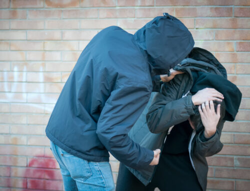 Βία ανηλίκων: Χιλιάδες παιδιά στα Επείγοντα – Οι συμβουλές των ψυχολόγων